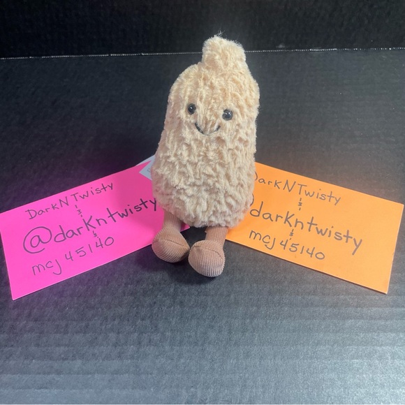 BNWT JELLYCAT AMUSEABLE PEANUT - Picture 2 of 16